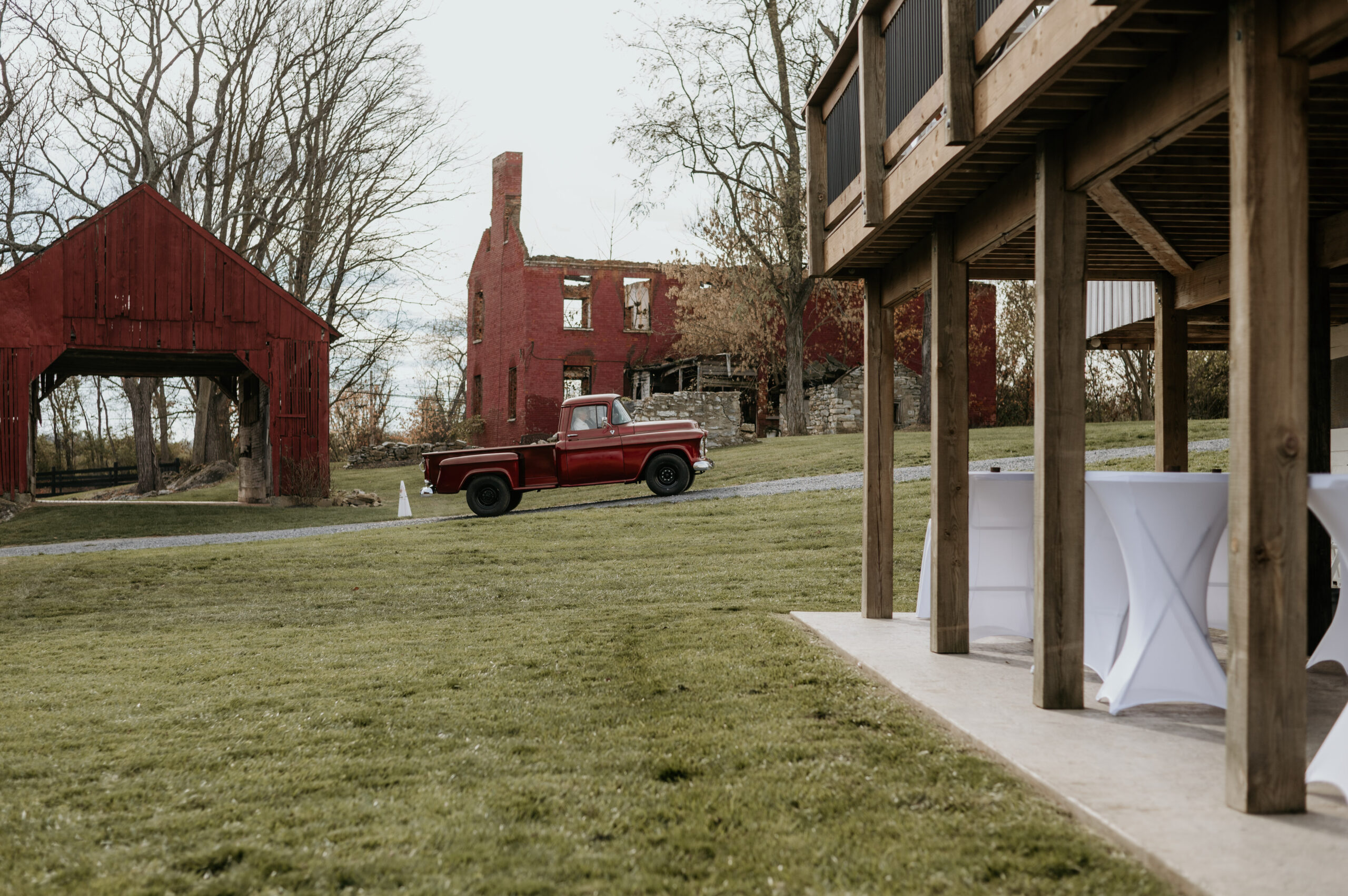 Rustic Barn Wedding Details, Wedding details, Fall Wedding

Red Barn, Red classic Truck